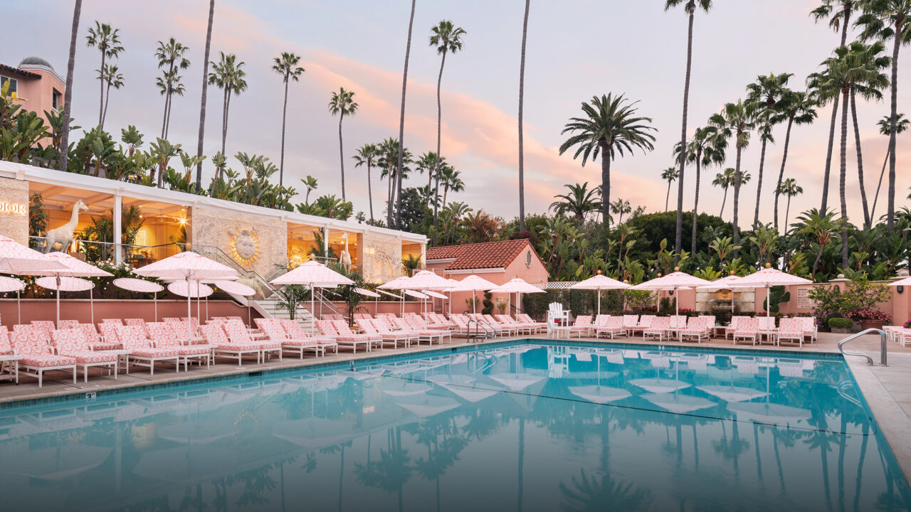 Dior Pops Up Poolside