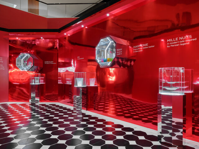 Baccarat's Immersive Costa Mesa Pop-Up Debuts New Antiques | C