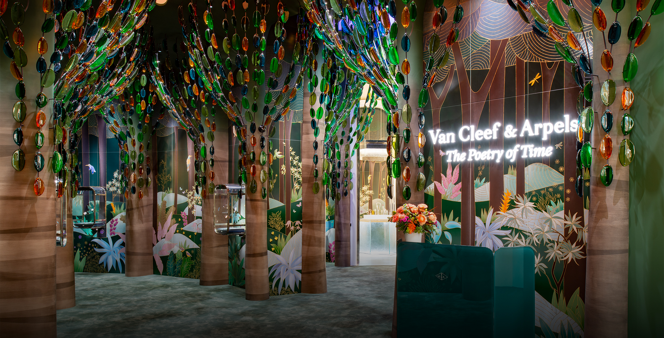 Van Cleef & Arpels Pops Up in Costa Mesa | C Magazine®